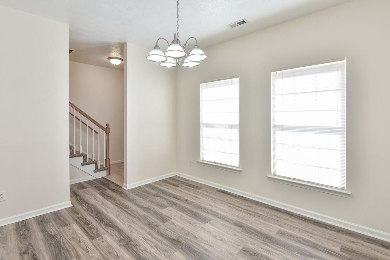 1531 Creek Ct - Photo 6 of 31