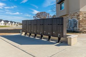 featured image of 1101 Biloxi Dr