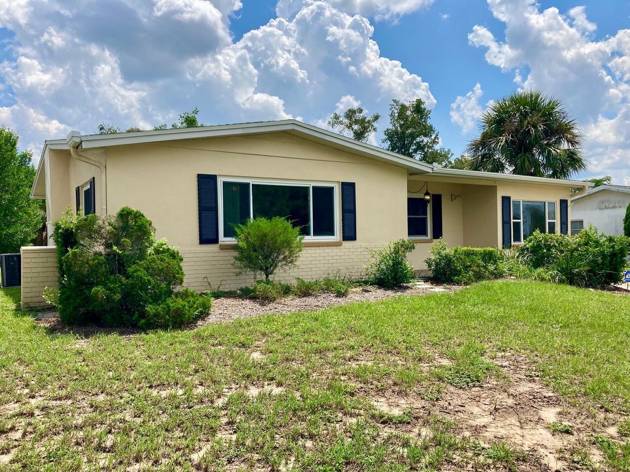 7 North Monroe Street - Photo 4 of 40