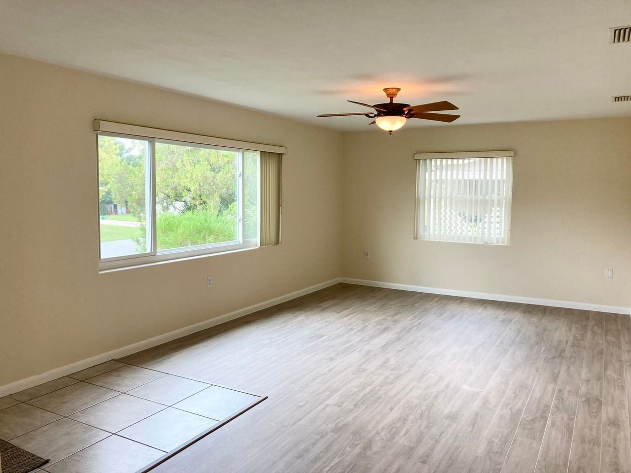 7 North Monroe Street - Photo 6 of 40