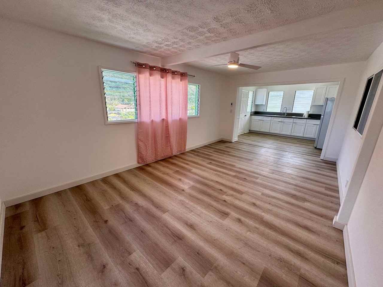 1727 Mahani Loop - Photo 2 of 9