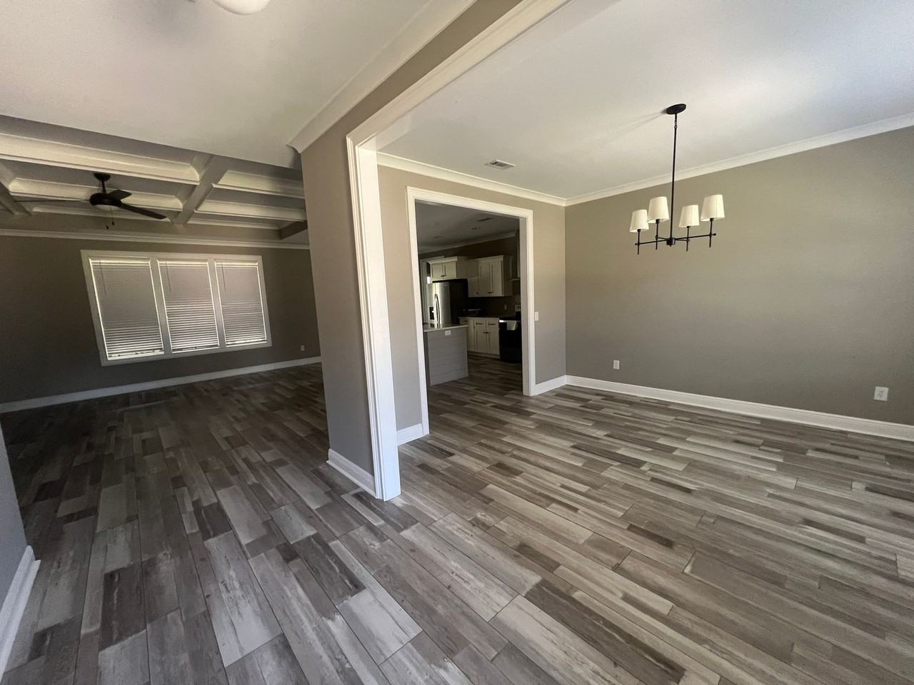 526 County Road 758 - Photo 2 of 23