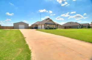 featured image of 7400 Sw 103rd Ter