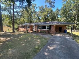 1427 Woodlawn Ave - Photo 1 of 1