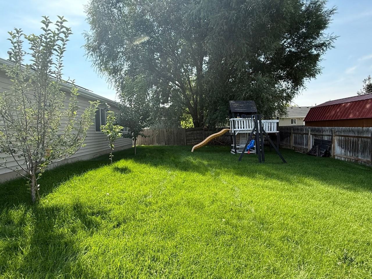 2689 S 800 W - Photo 3 of 18