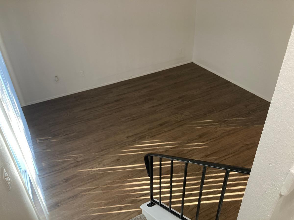 9120 Lawndale Avenue Southwest - Photo 4 of 13