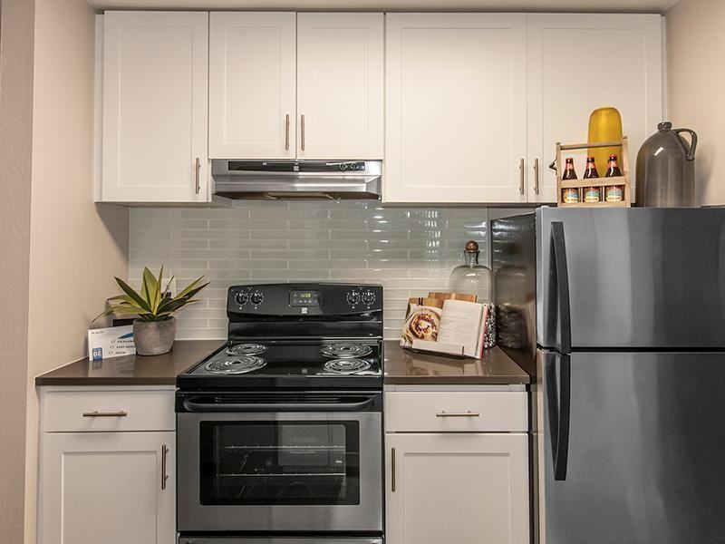 355 Kiely Blvd - Photo 6 of 50