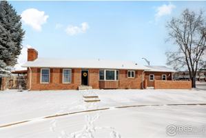 featured image of 2823 Gateway Dr