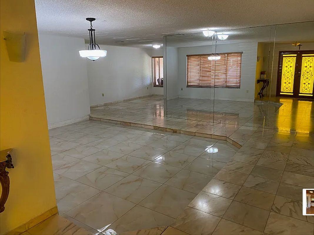 1907 Sw 131st Place Ct - Photo 2 of 17