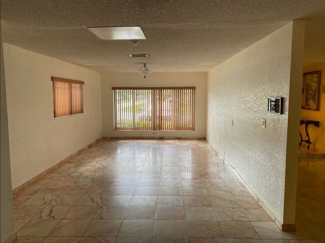 1907 Sw 131st Place Ct - Photo 4 of 17