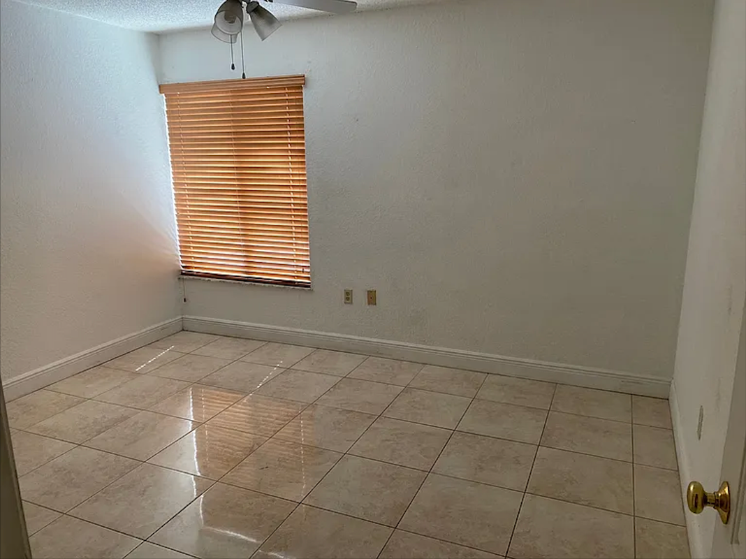 1907 Sw 131st Place Ct - Photo 7 of 17