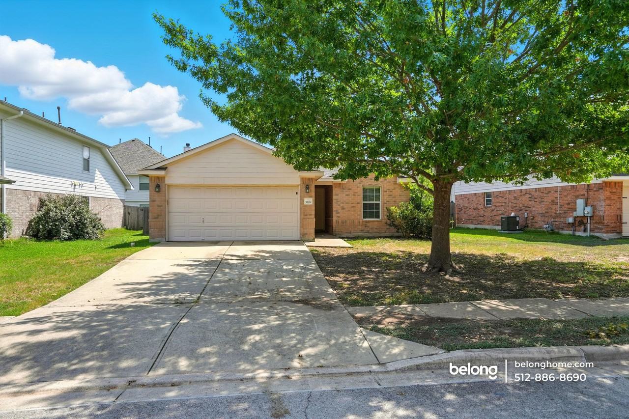 3709 Holden Ct - Photo 2 of 32