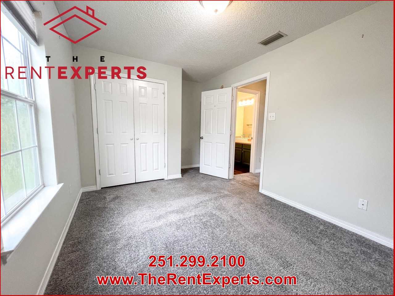 8864 Fall Ct - Photo 3 of 39