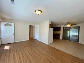 10714 Cambridge Ave - Photo 1 of 1