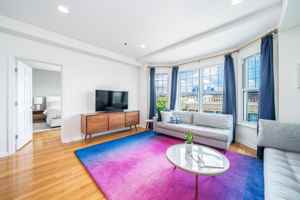 featured image of 1120 Clinton St #1120