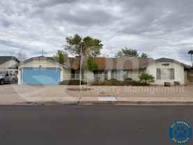 8102 W Sweetwater Ave - Photo 1 of 1