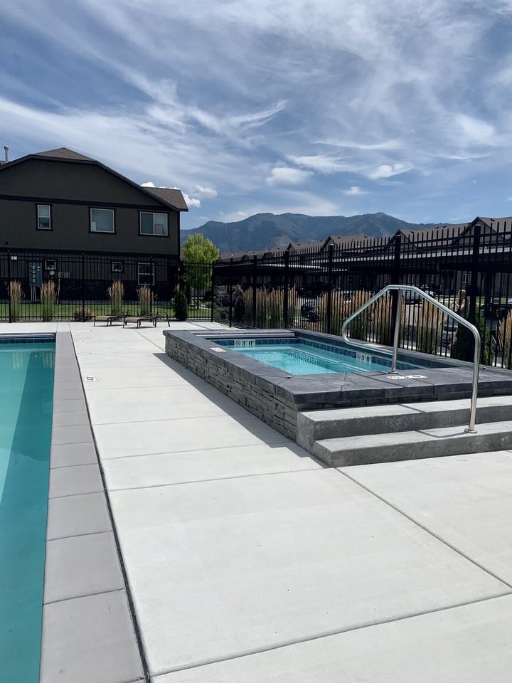 549 Wn #104 - Photo 3 of 13