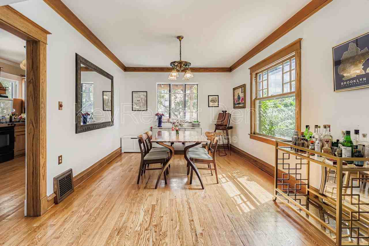 58 S Emerson St - Photo 6 of 18