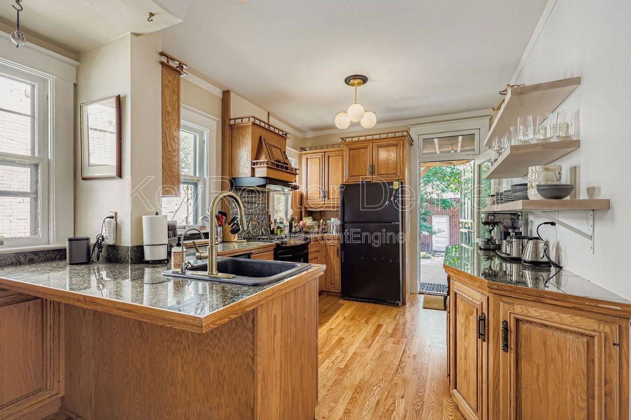 58 S Emerson St - Photo 7 of 18