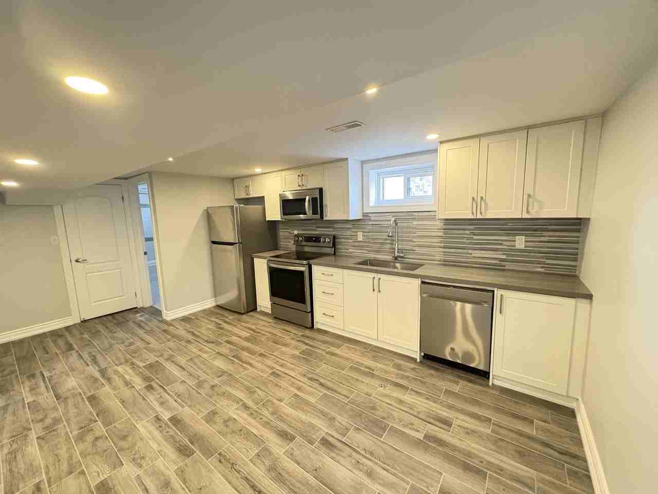 768 Tenth Ave - Photo 3 of 18