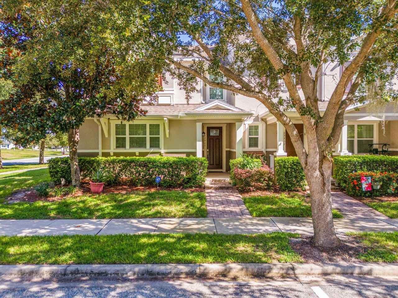 13701 Beckman Dr - Photo 2 of 47