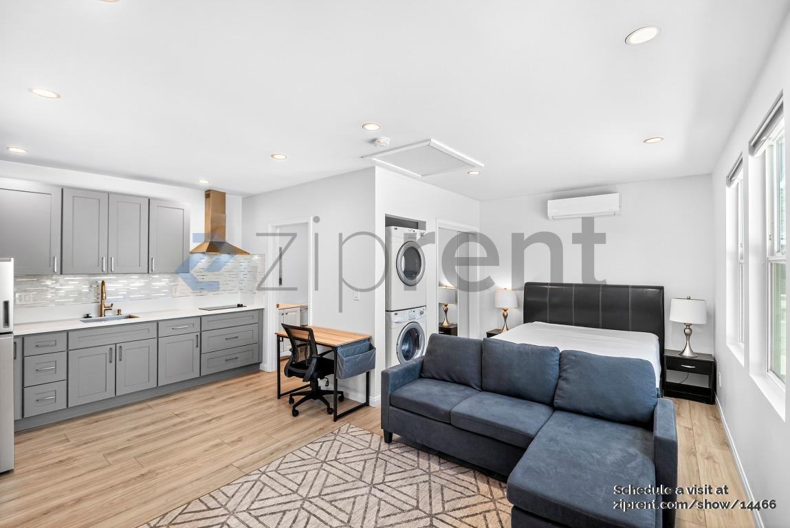 10963 Des Moines Ave #ADU - Photo 6 of 12