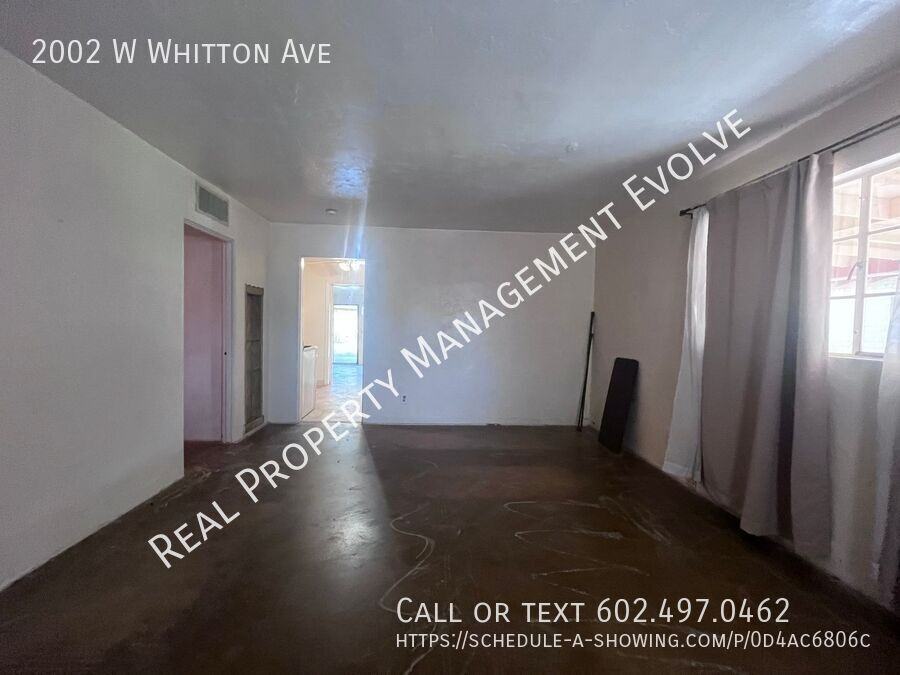 2002 W Whitton Ave - Photo 3 of 22