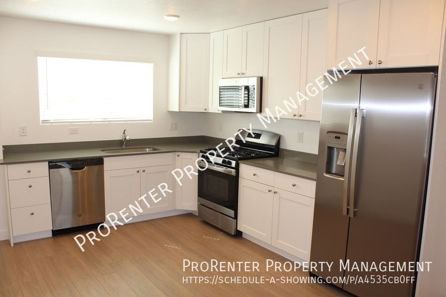 162 S State St - Photo 3 of 23