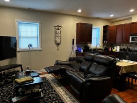 6300 N Rockwell St #BG - Photo 1 of 1