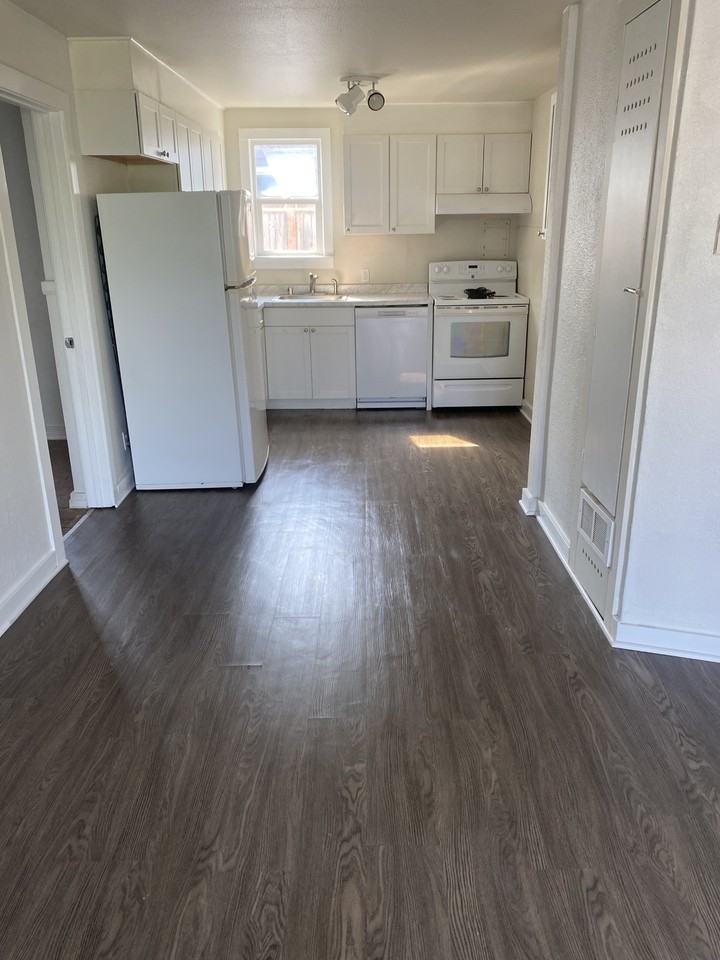 26401 Se 427th St #4 - Photo 2 of 7