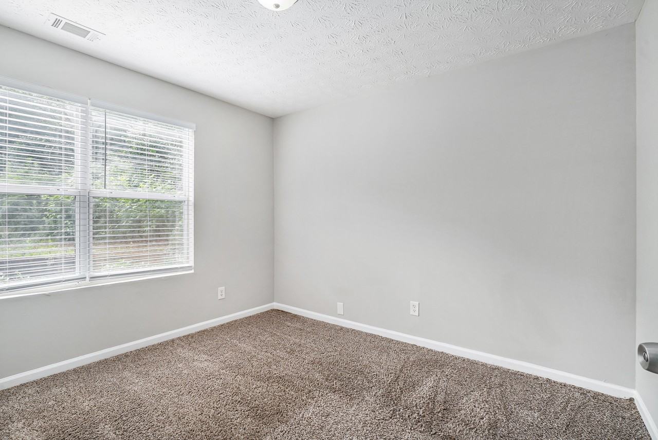 7104 Par 4 Way - Photo 5 of 21