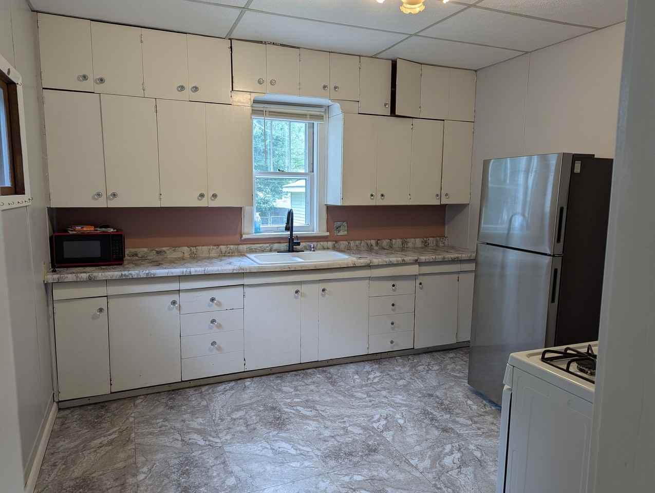 626 Nina Ave #NA - Photo 6 of 14