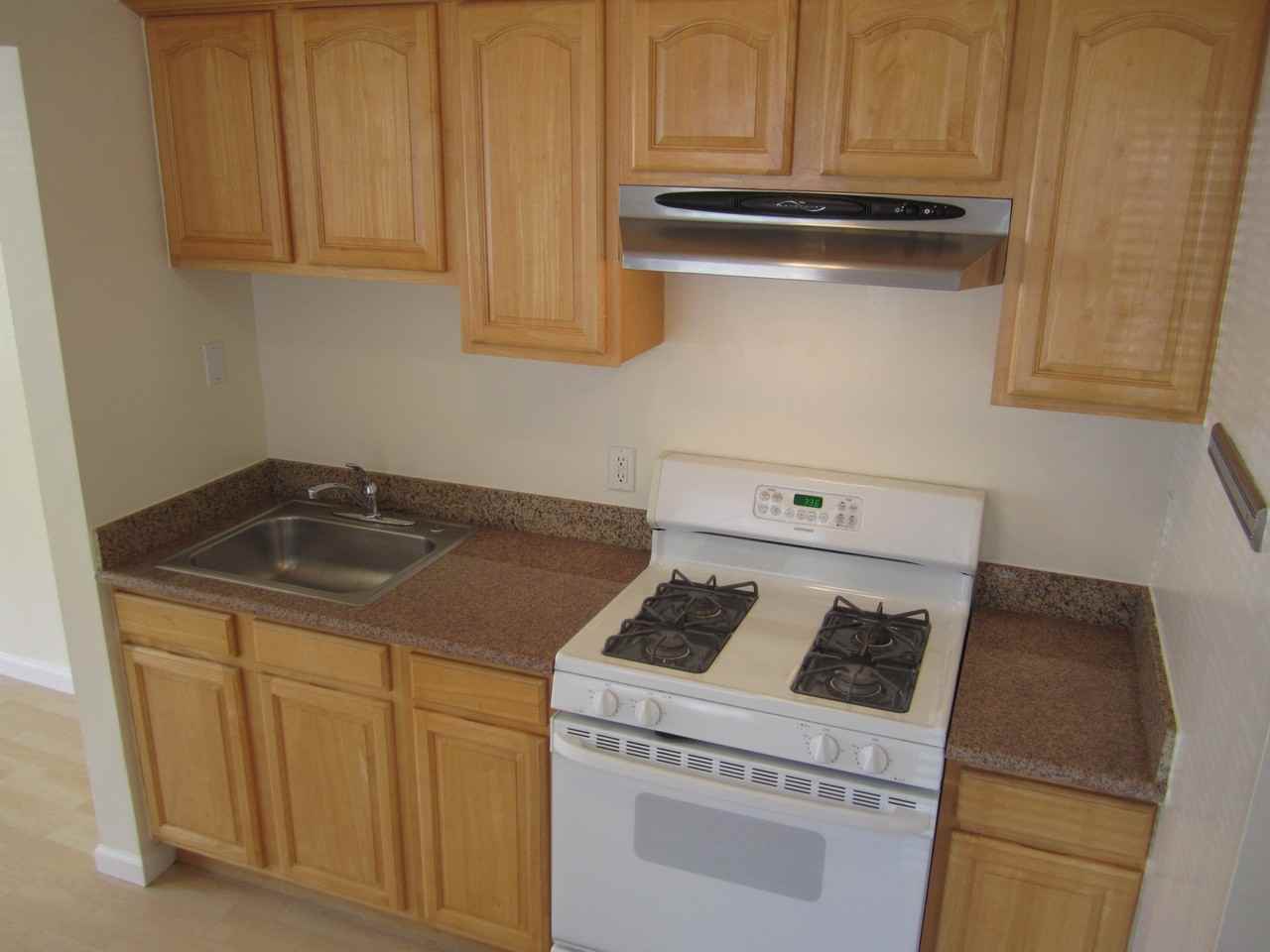 1198 Jackson Street #1198 - Photo 3 of 9