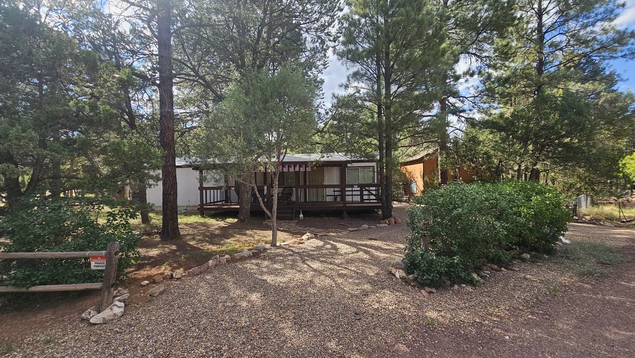 2192 S Woods Dr - Photo 3 of 30