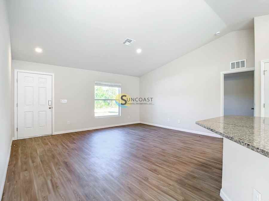 8013 Sw Highway 484 - Photo 6 of 34