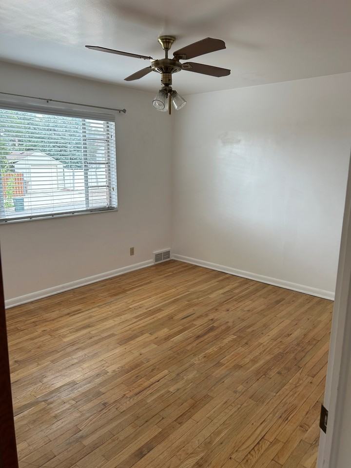 1805 E Downington Ave - Photo 5 of 15