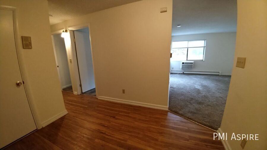 2264 Dexter Dr #204 - Photo 6 of 9