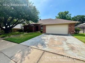 1412 Brookshire Dr - Photo 1 of 1