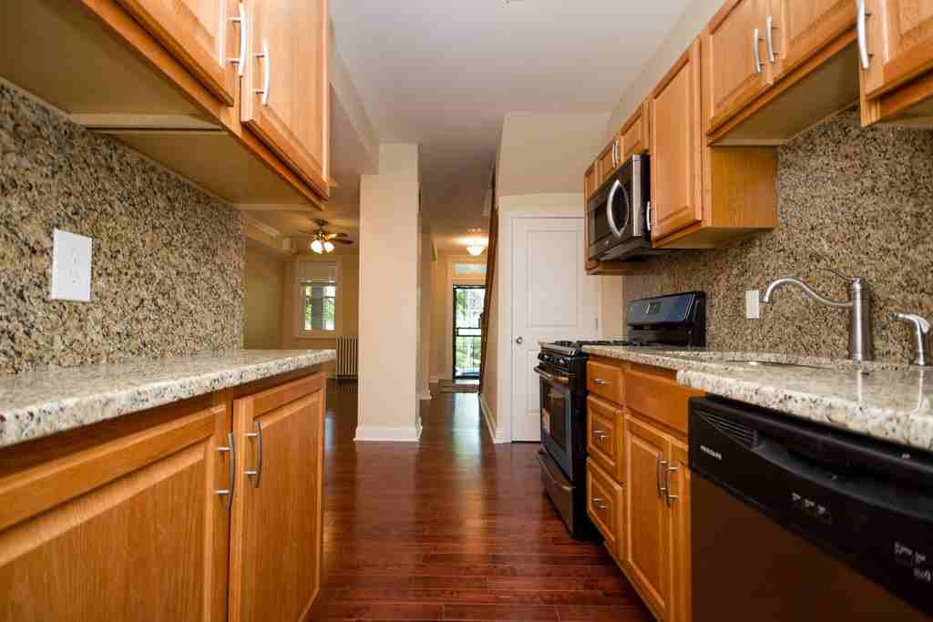 1317 West Virginia Avenue Northeast - Photo 5 of 21