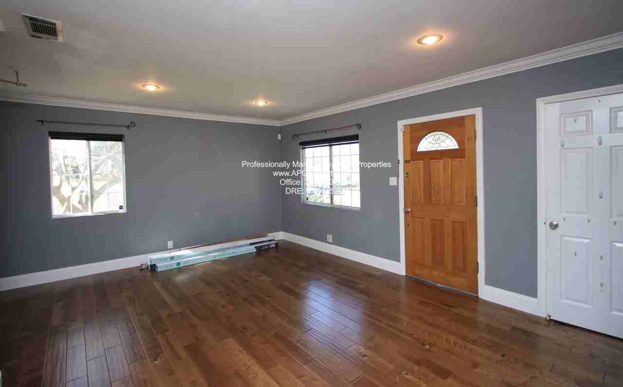 222 Alpine St - Photo 3 of 20