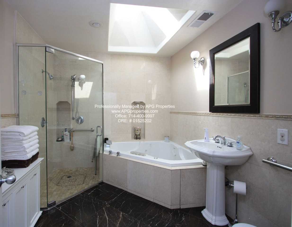 222 Alpine St - Photo 7 of 20