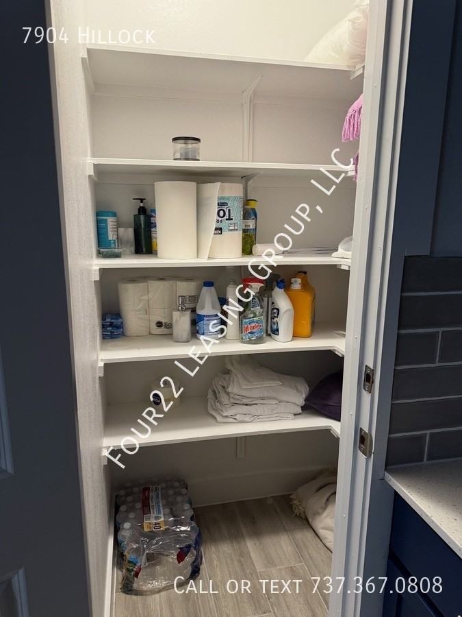 7904 Hillock Ter - Photo 3 of 10