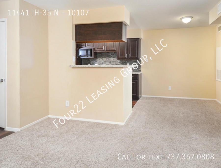 11441 N Interstate 35 #10107 - Photo 5 of 10