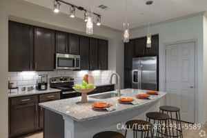 featured image of 5898 N Main St #GBY