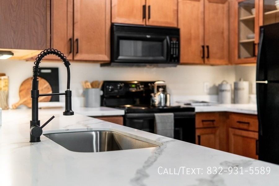 7698 Flintridge Dr #GASR - Photo 3 of 15