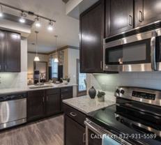 1498 Parkway Plaza Dr #HW2 - Photo 1 of 1
