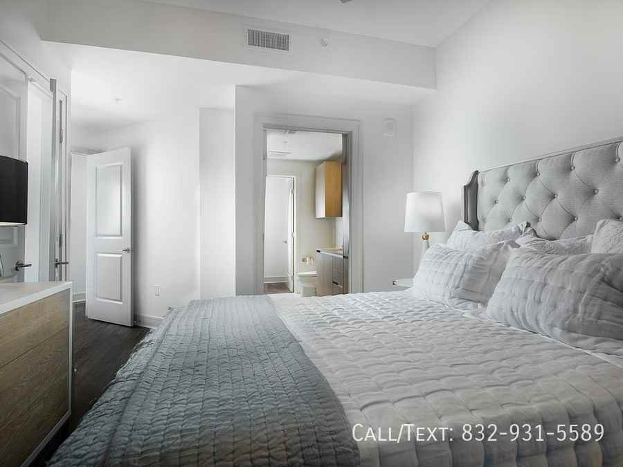 2797 S Shepherd Dr #HRO1 - Photo 7 of 11