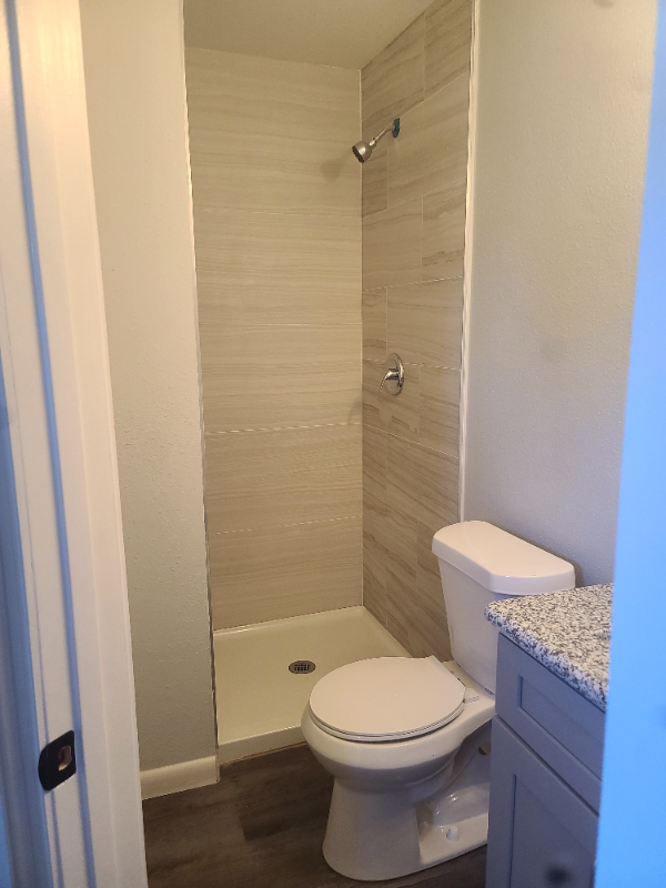 4985 Catalina Circle - Photo 4 of 8