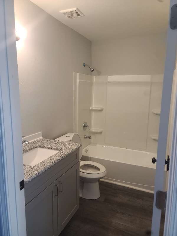 4985 Catalina Circle - Photo 7 of 8