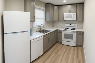 102 102 #B1 - Photo 1 of 1